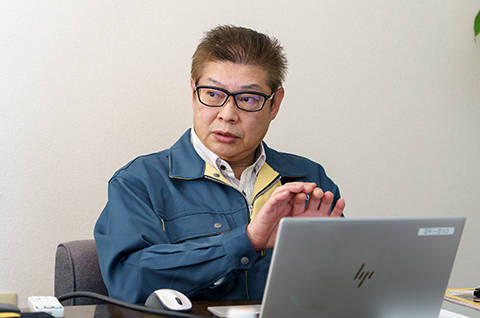 Mr. Takayama, Team Manager, Business Management Group