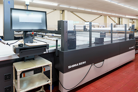 Automatic entry prevention cover